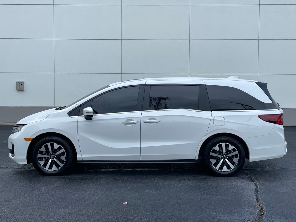 Thumbnail: 2025 Honda Odyssey - 2