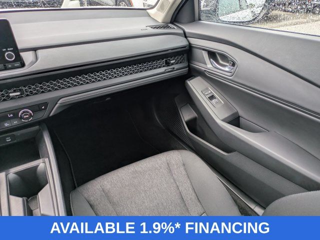 Certified Used 2025 White Honda SE image 16