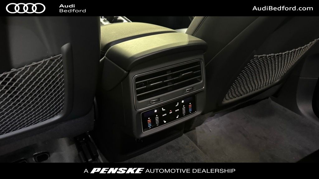 Thumbnail: 2026 Audi Q8 - 20