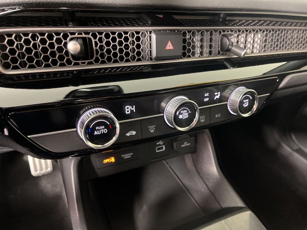 Thumbnail: 2024 Honda Civic - 31