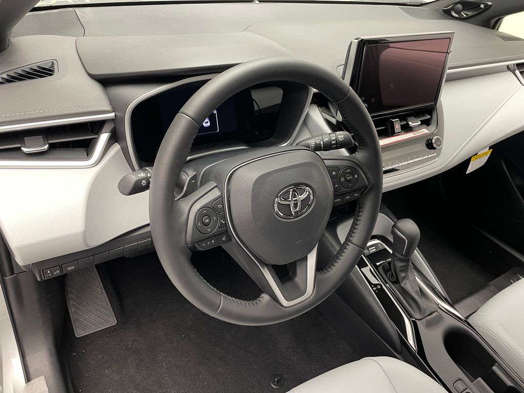 Thumbnail: 2025 Toyota Corolla - 11
