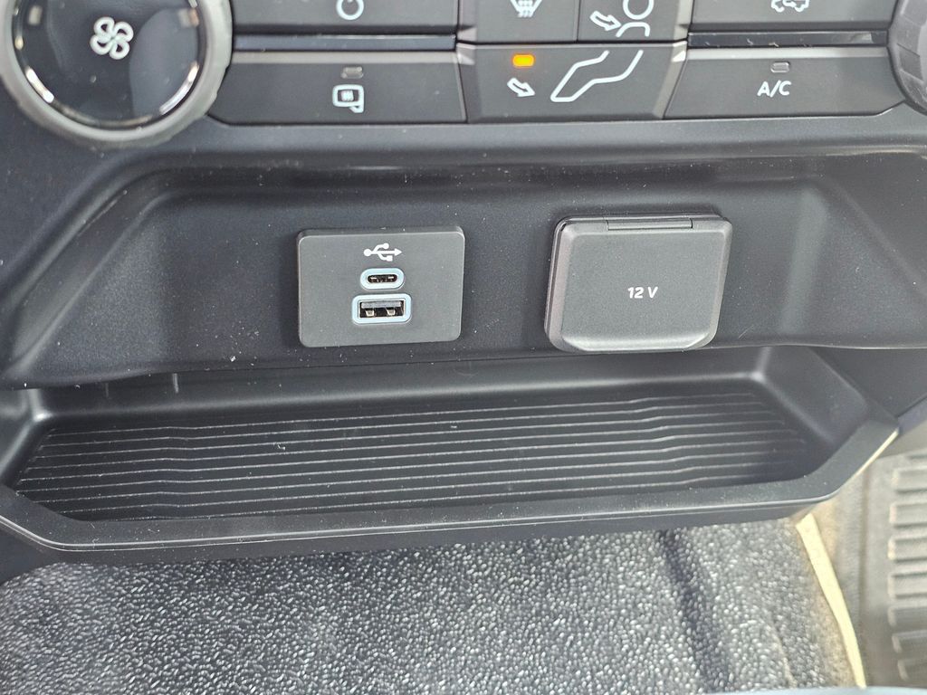 New 2025 White Ford XL image 36