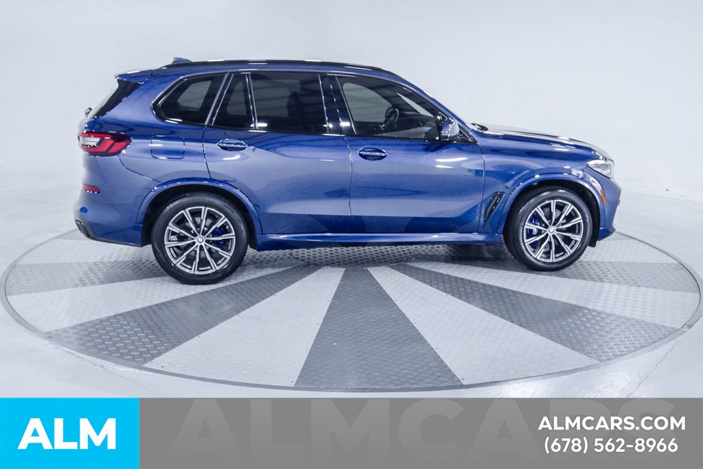 Used 2022 Blue BMW xDrive40i image 11