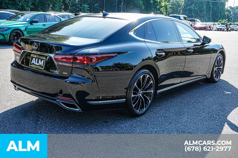 Used 2022 Black Lexus 500 Base image 6