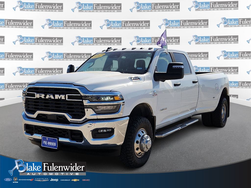  2026 RAM 3500 Big Horn Crew Cab LB DRW 4WD   