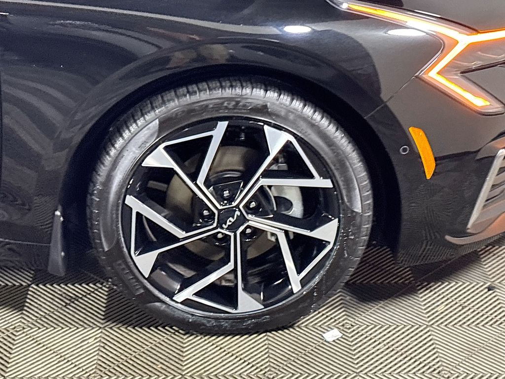 2025 Kia K5 EX