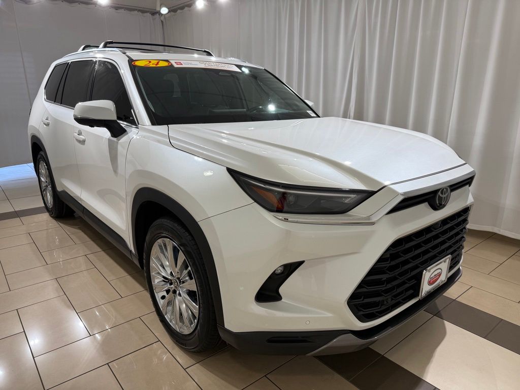 Thumbnail: 2024 Toyota Grand Highlander - 7