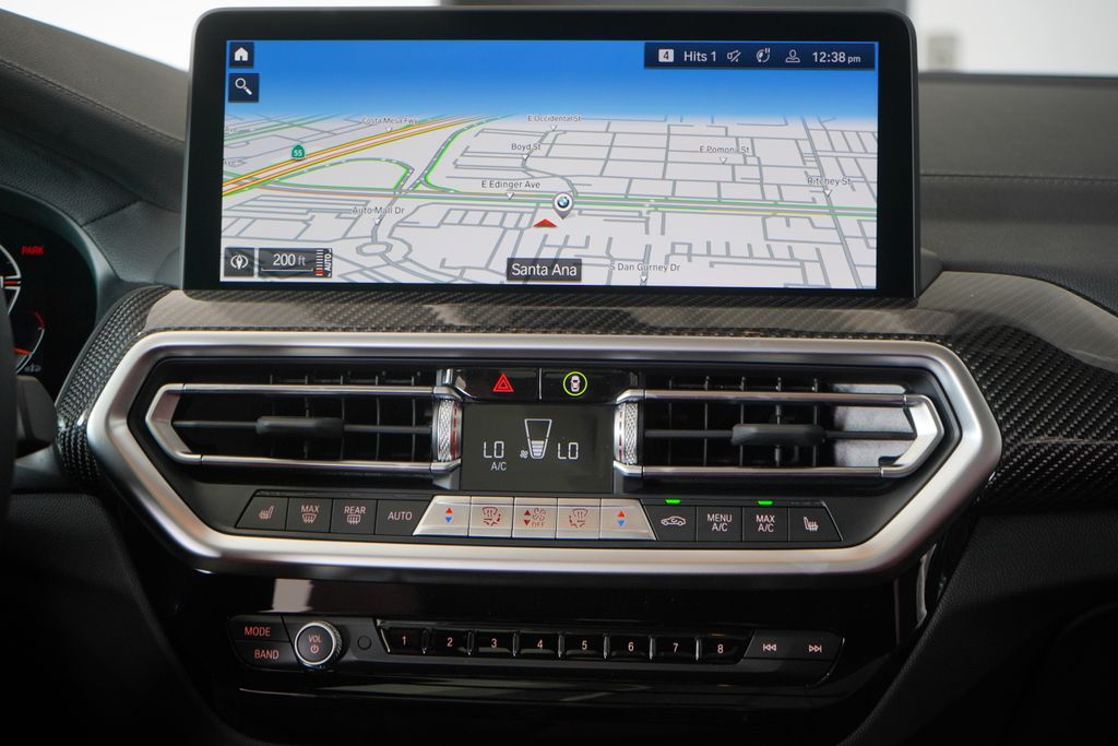 2025 BMW X4 M40i 17