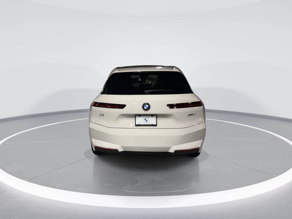 Thumbnail: 2026 BMW iX - 7