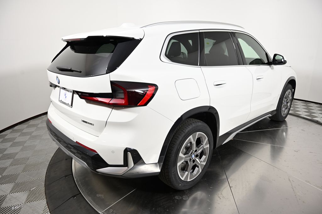 2025 BMW X1 xDrive28i 5