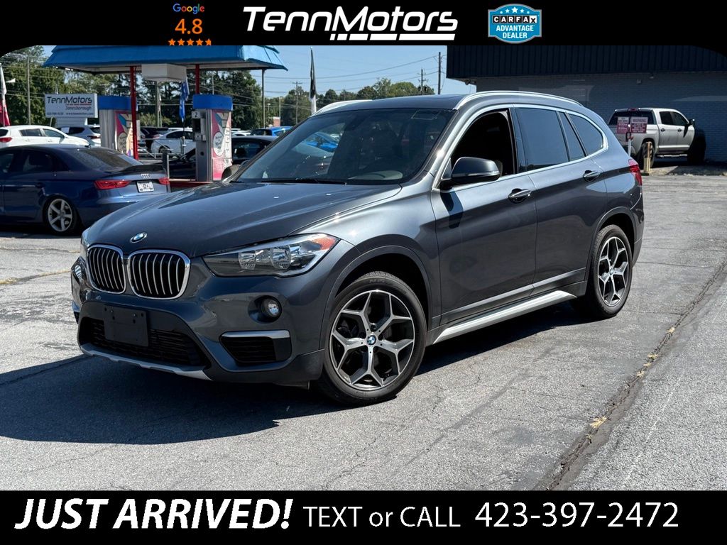 2018 BMW X1 Gris (Mineral Gray Metallic) SUV/Crossover Tracción en las cuatro ruedas 8 velocidades Automática