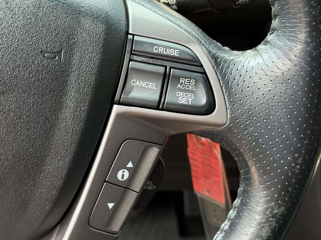 Used 2011 Black Honda Touring image 24