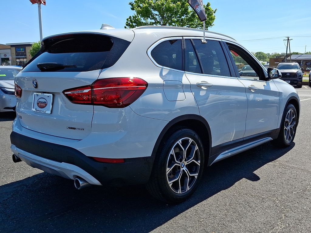 Thumbnail: 2021 BMW X1 - 4