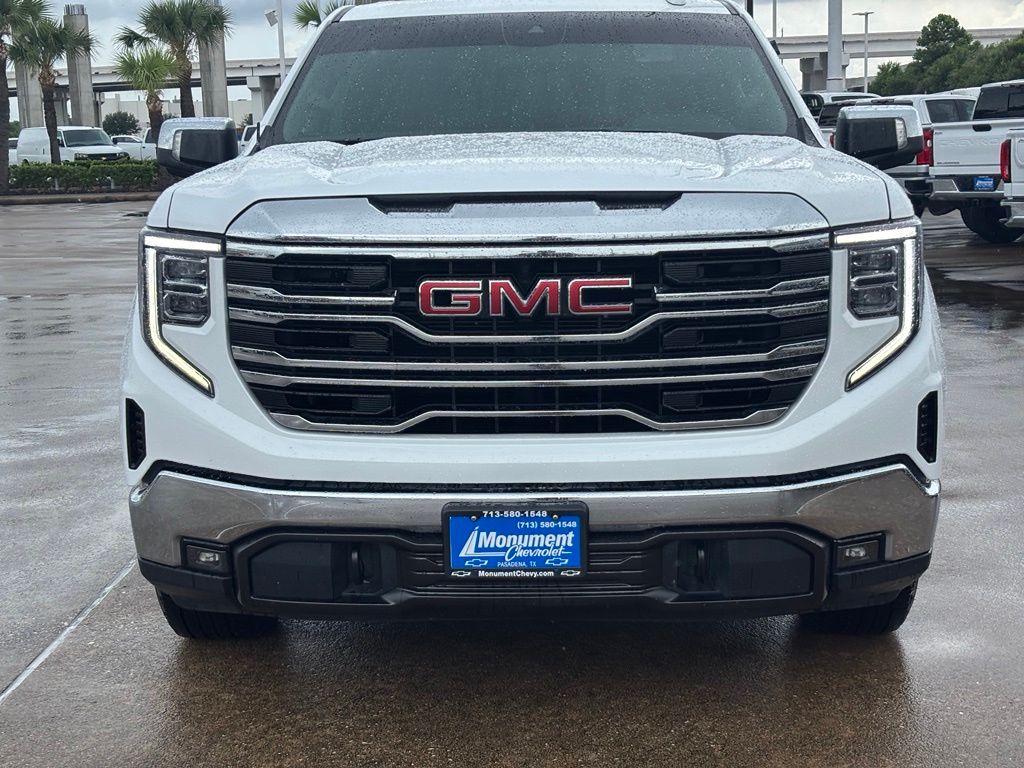 2024 GMC Sierra 1500 SLT - 3