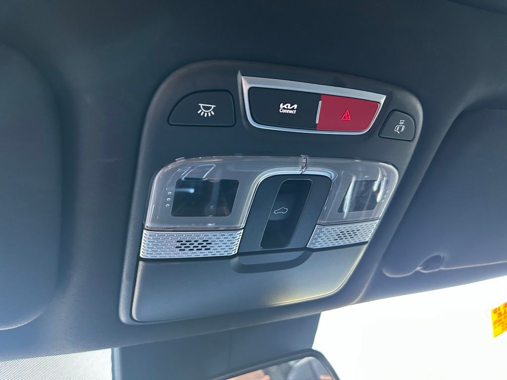 Thumbnail: 2025 Kia Telluride - 32