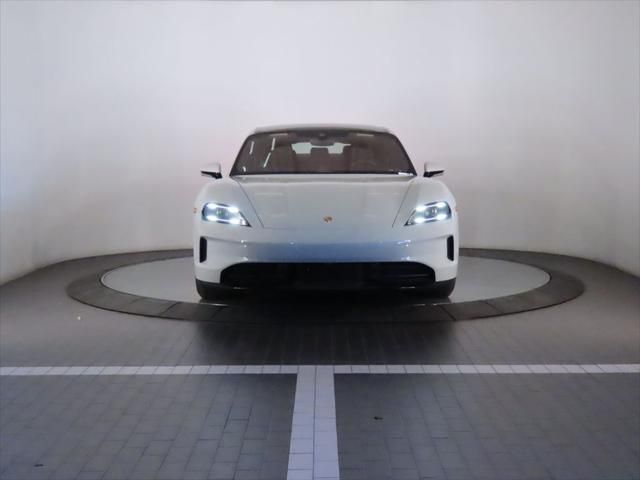 Thumbnail: 2026 Porsche Taycan - 10