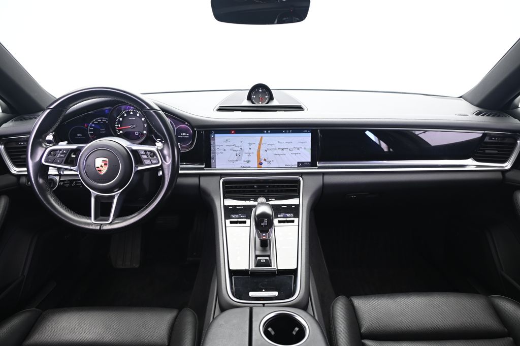 Thumbnail: 2018 Porsche Panamera - 31