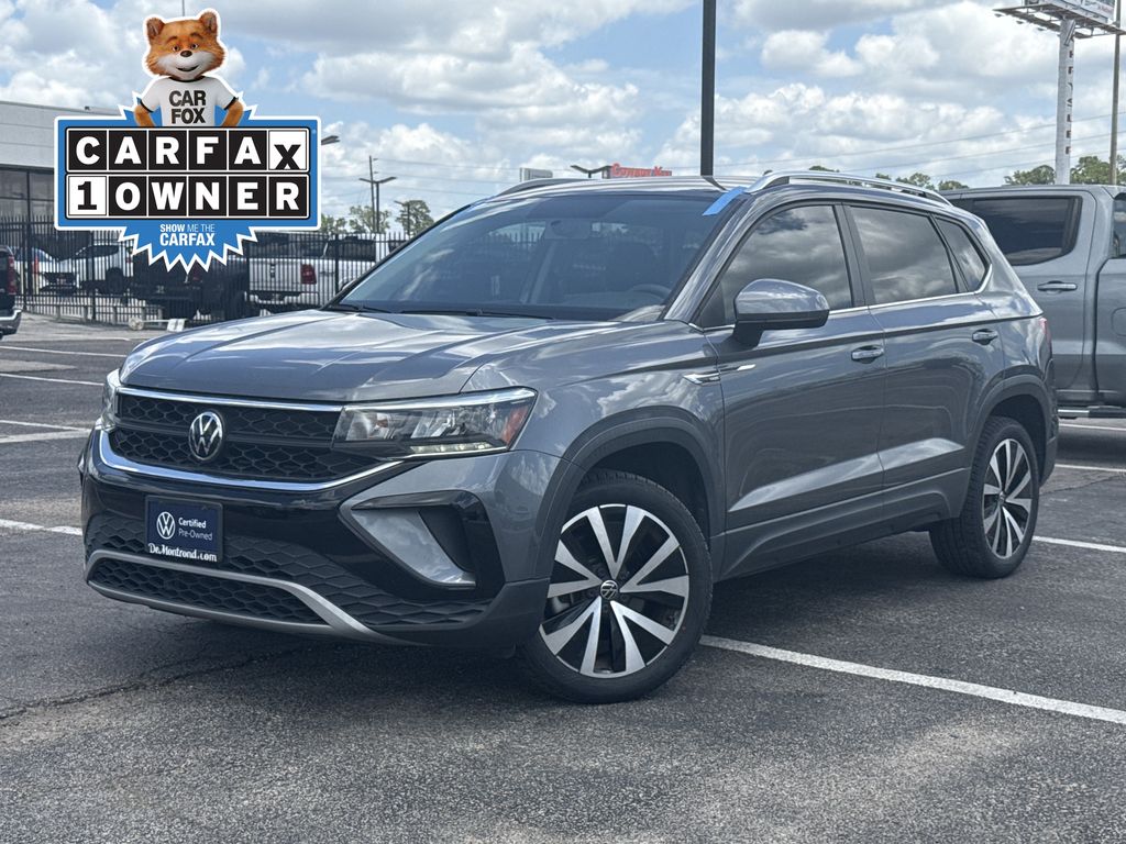 2022 Volkswagen Taos 1.5T SE Gray at DeMontrond Auto Country