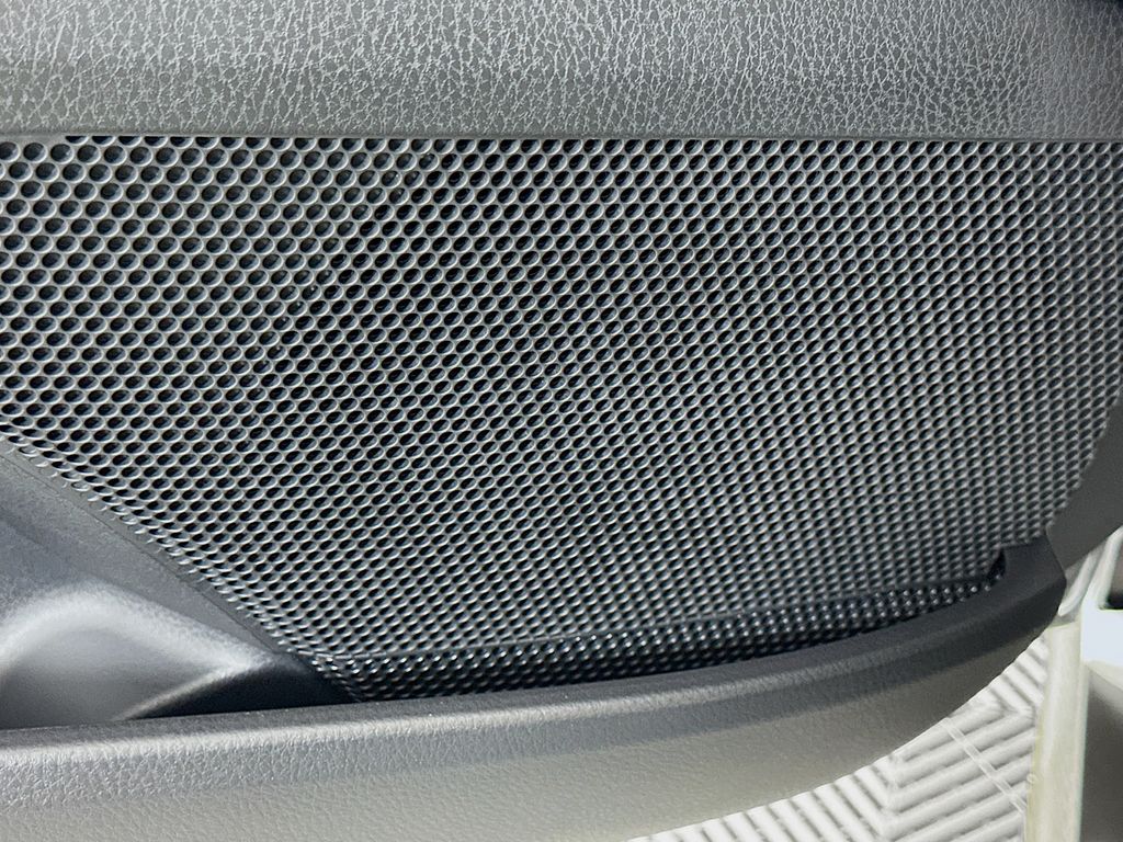 Thumbnail: 2025 Toyota Camry - 19