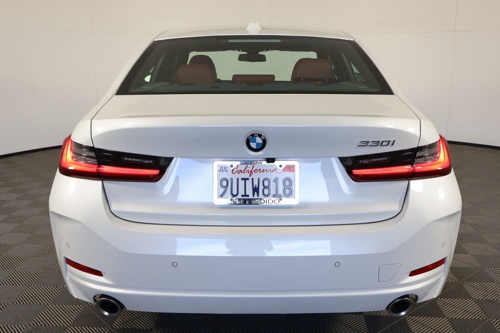 Thumbnail: 2025 BMW 3 Series - 5