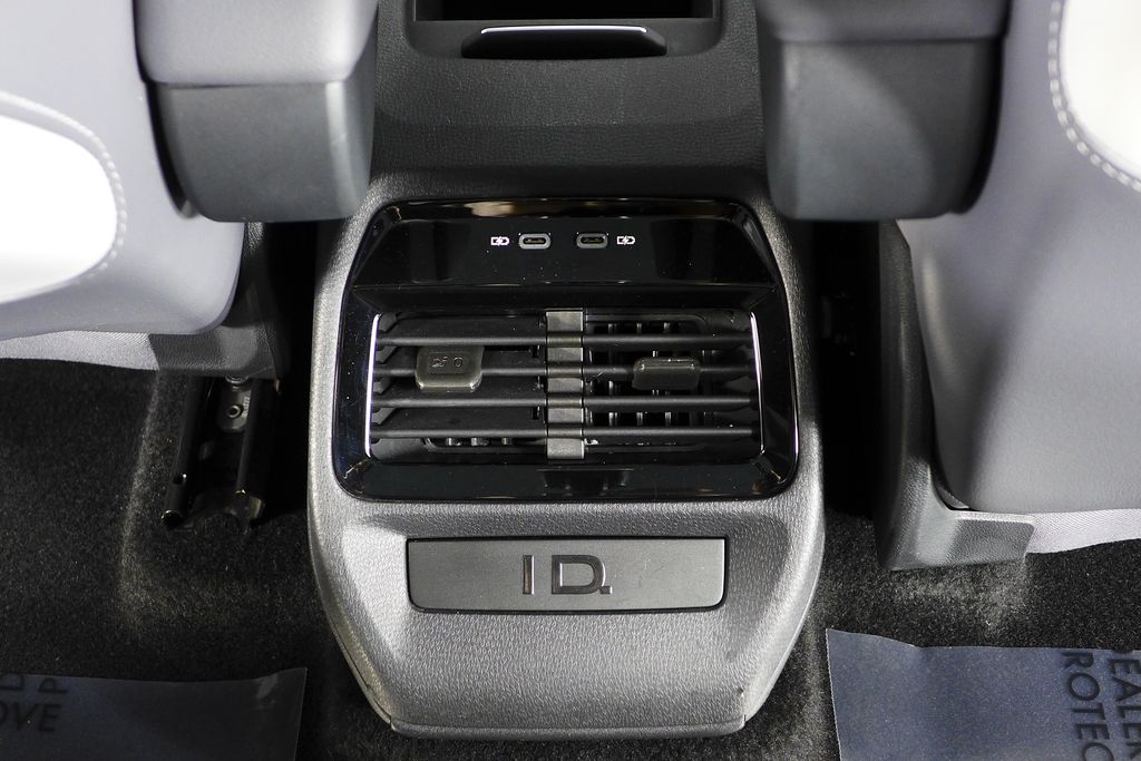 Thumbnail: 2022 Volkswagen ID.4 - 24