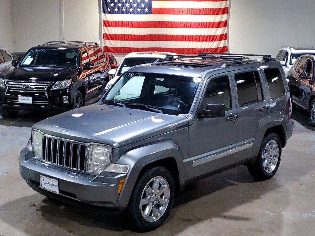 2012 Jeep Liberty Limited 39