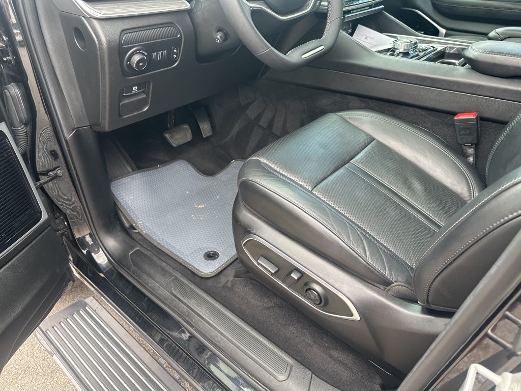 Used Car 2022 Jeep Wagoneer  Series Iii For Sale Under $50,000 In Austin, Texas