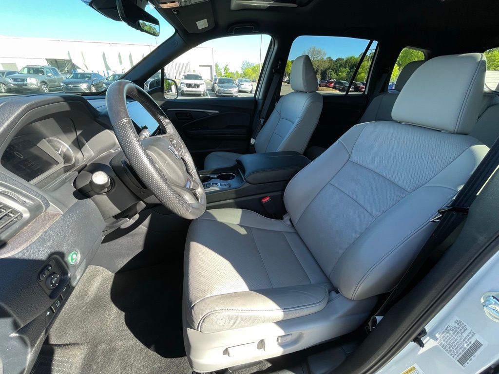 Thumbnail: 2025 Honda Passport - 26