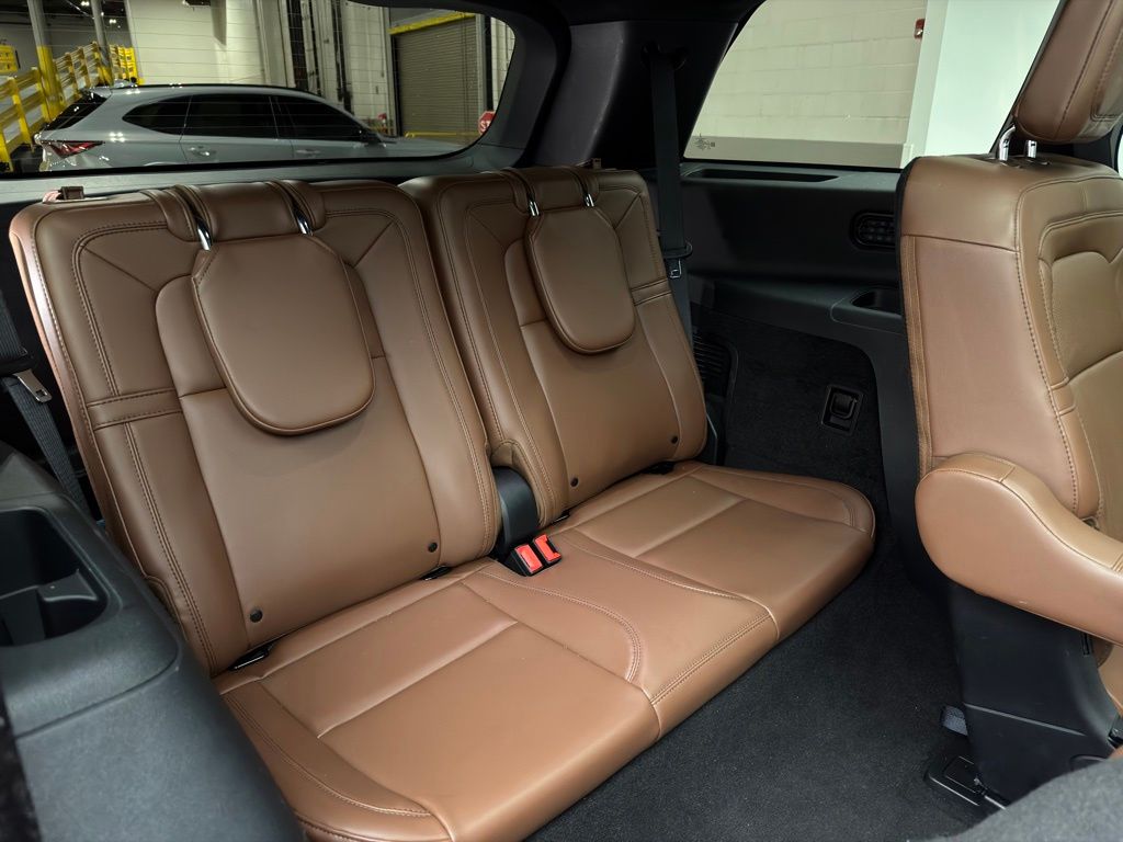 Thumbnail: 2023 Lincoln Aviator - 6