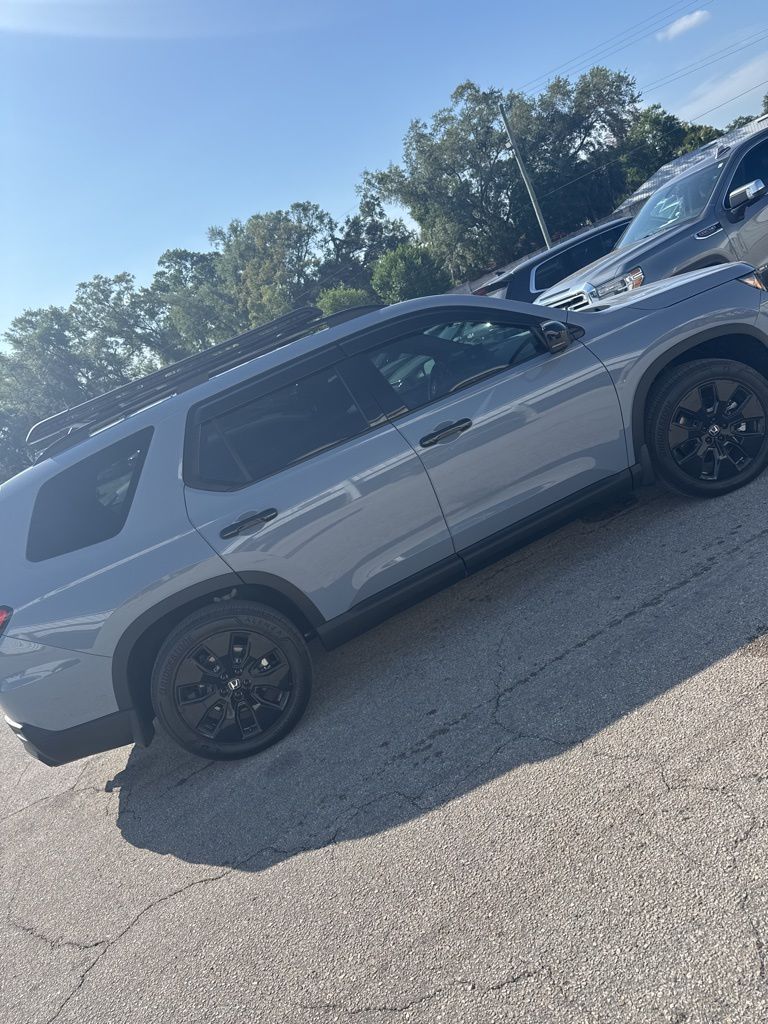 used 2026 Honda Pilot car, priced at $52,991
