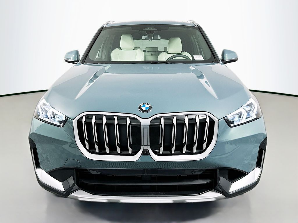 Thumbnail: 2026 BMW X1 - 2