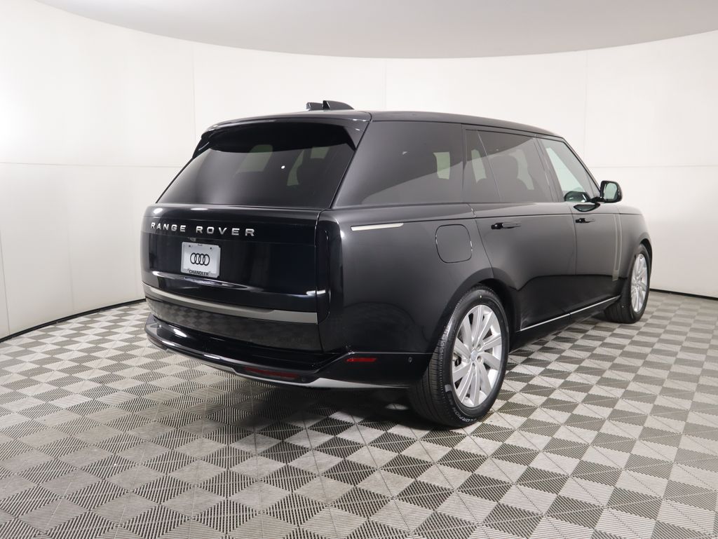 Thumbnail: 2025 Land Rover Range Rover - 5