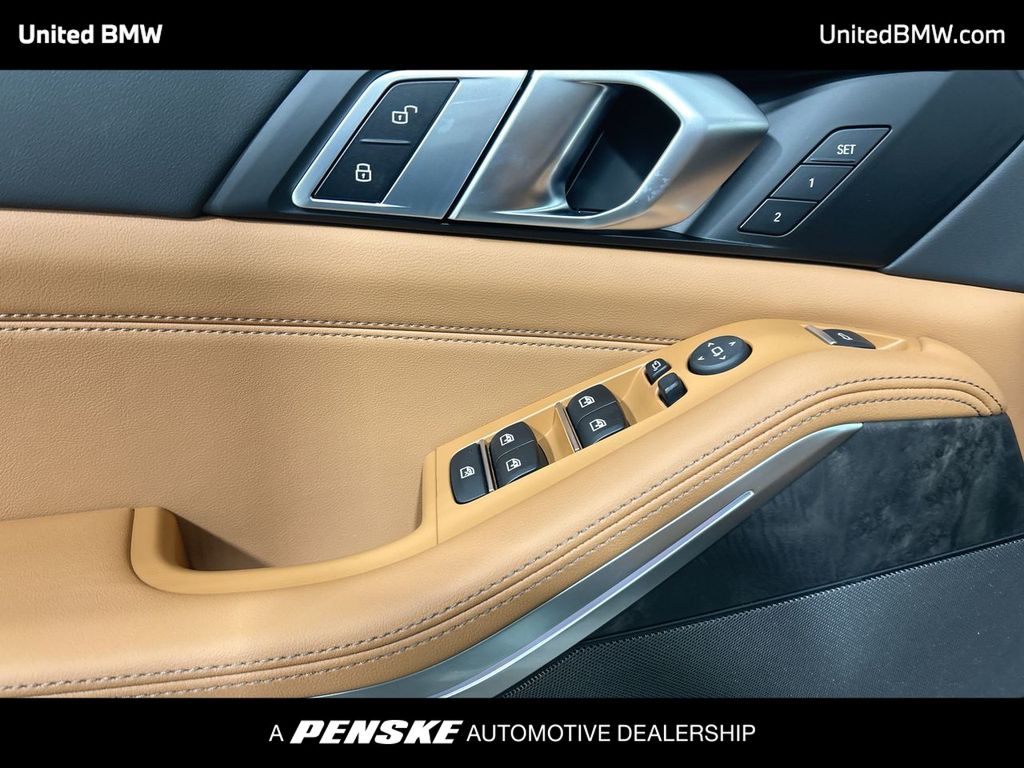 Thumbnail: 2026 BMW X5 - 11