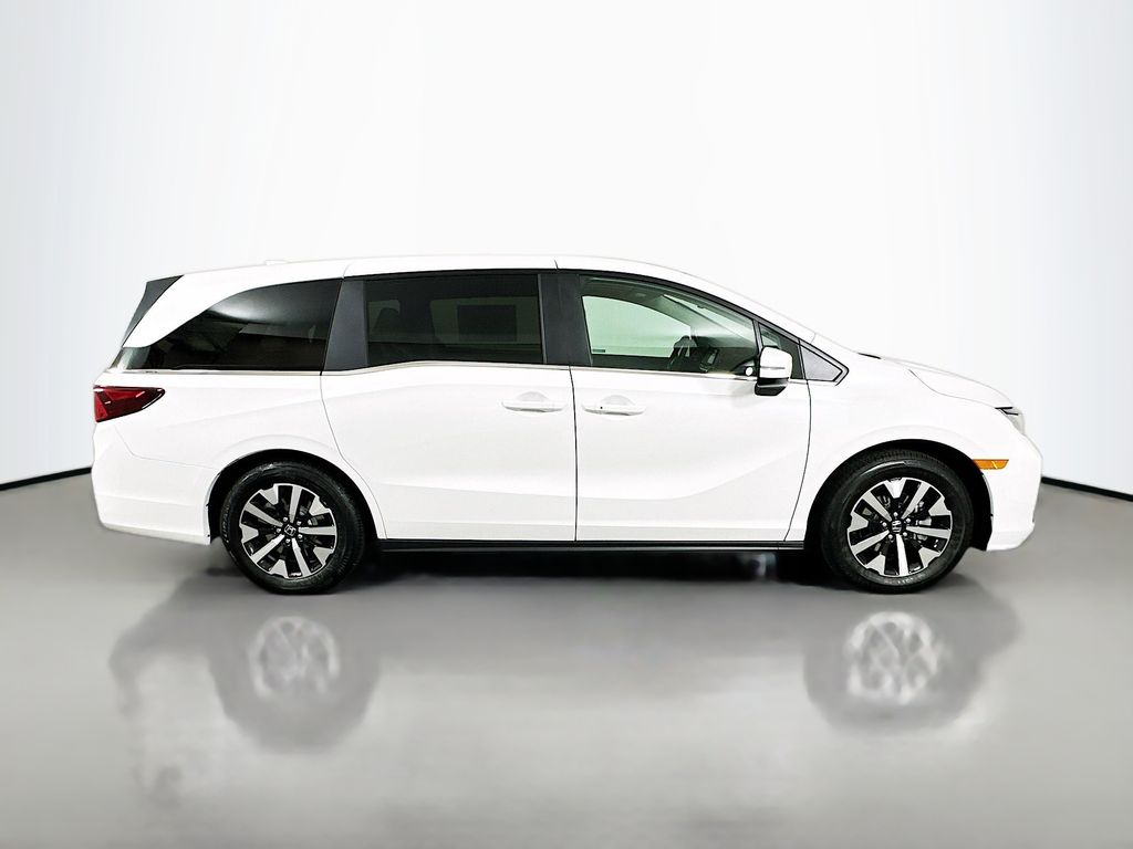 Thumbnail: 2026 Honda Odyssey - 4