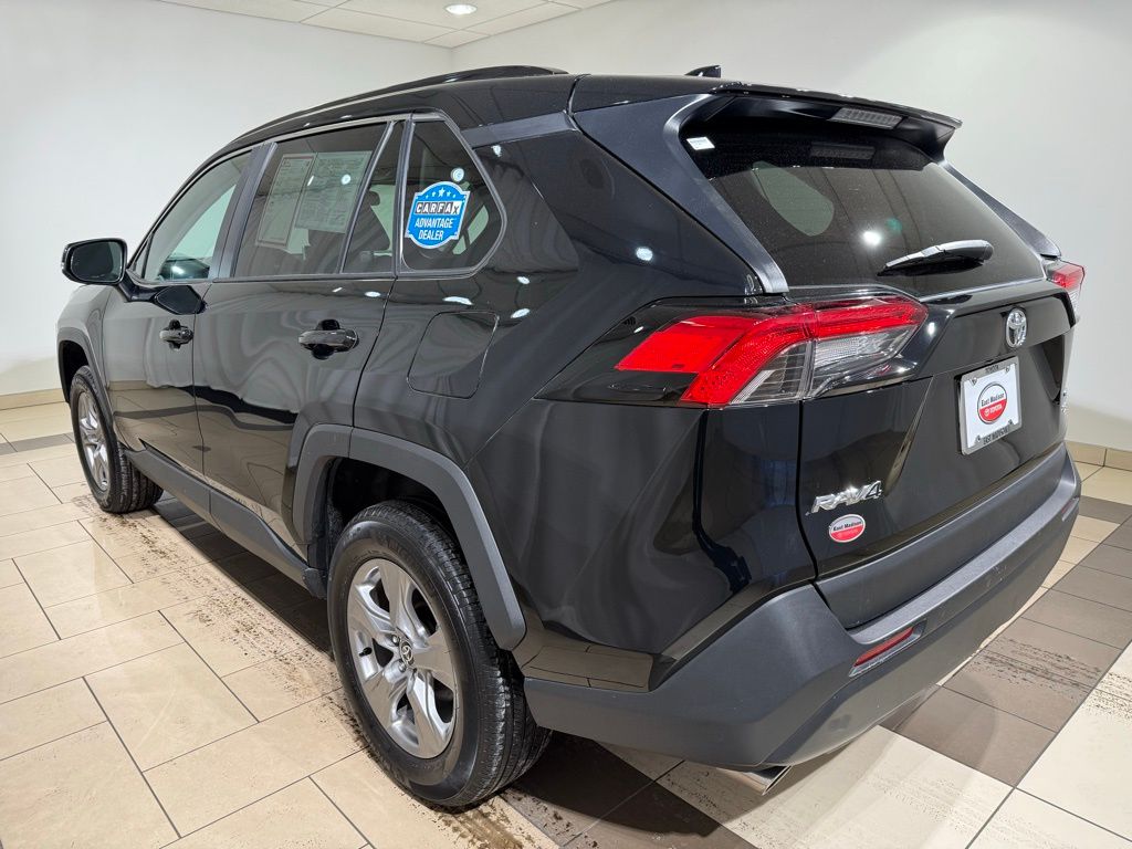 Thumbnail: 2025 Toyota RAV4 - 3