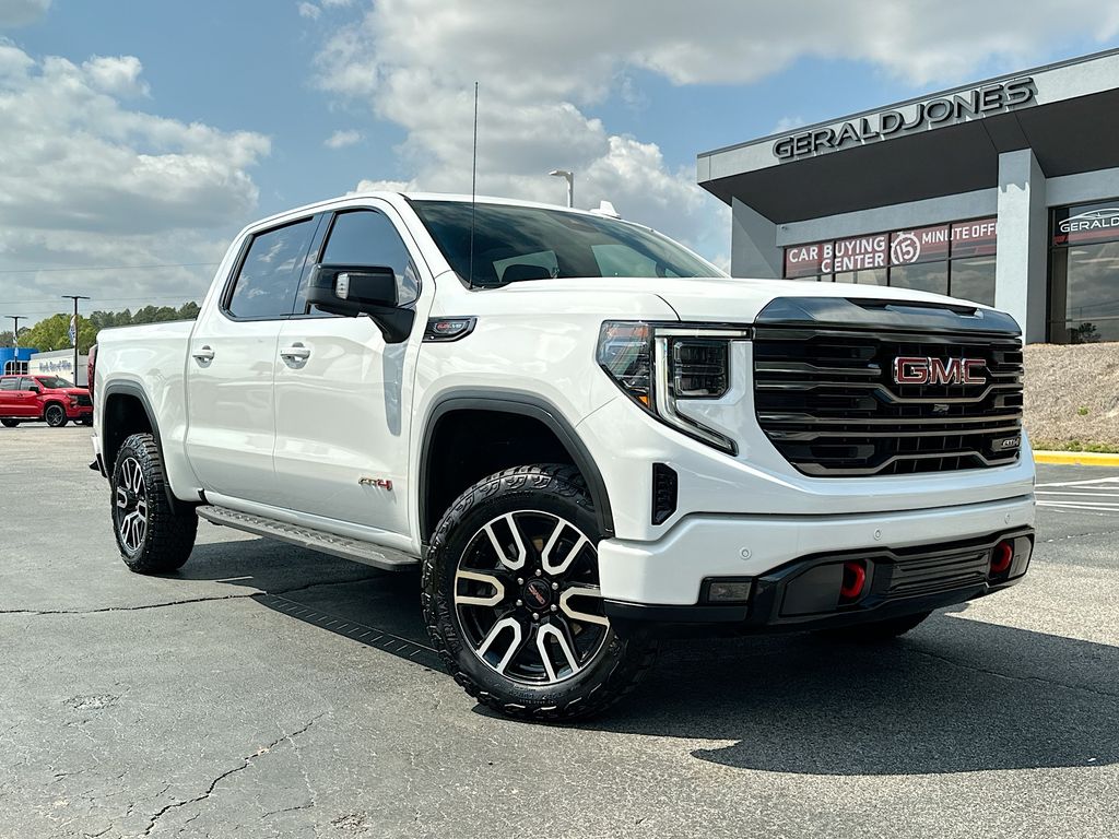 2024 GMC Sierra 1500 AT4 Crew Cab 4WD