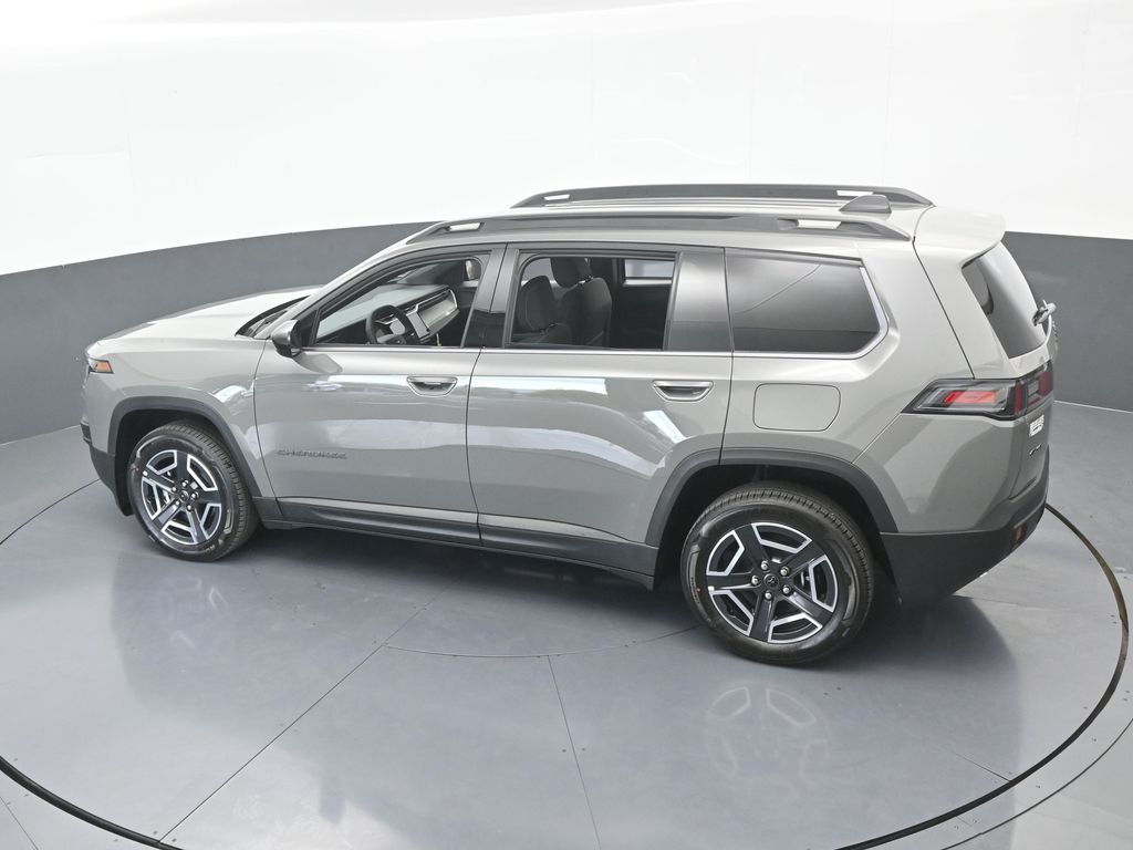 New 2026 Sting-Gray Clearcoat Jeep Laredo image 43