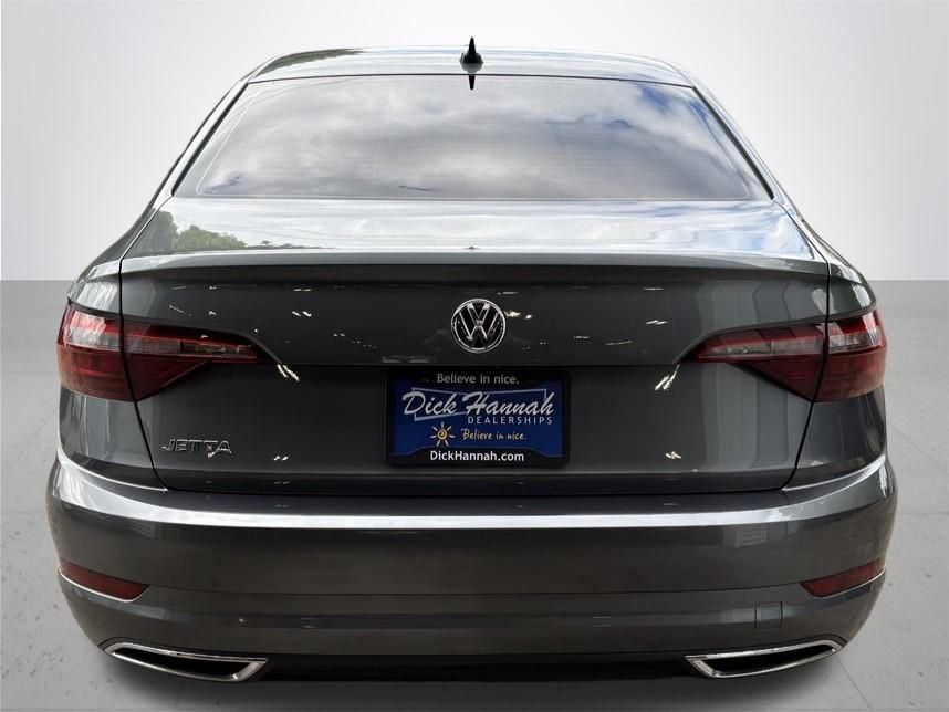 2021 Volkswagen Jetta R-Line