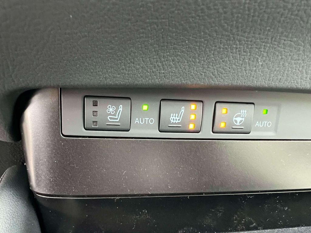 new 2025 Lexus ES car, priced at $47,844