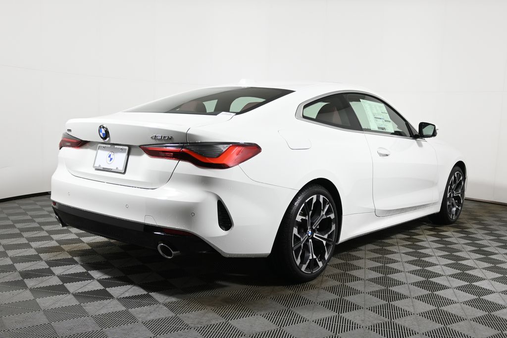 Thumbnail: 2026 BMW 4 Series - 7