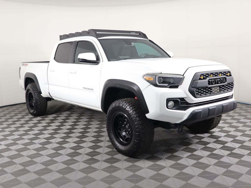 Thumbnail: 2023 Toyota Tacoma - 3