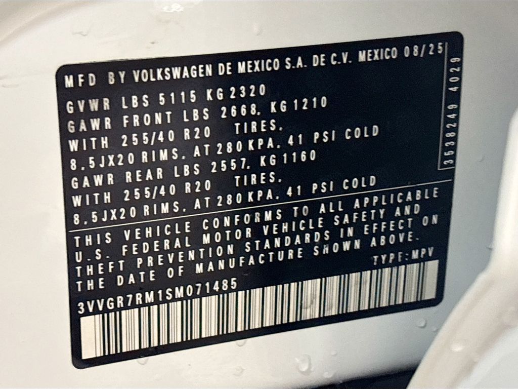 2025 Volkswagen Tiguan 2.0T SE R-Line Black