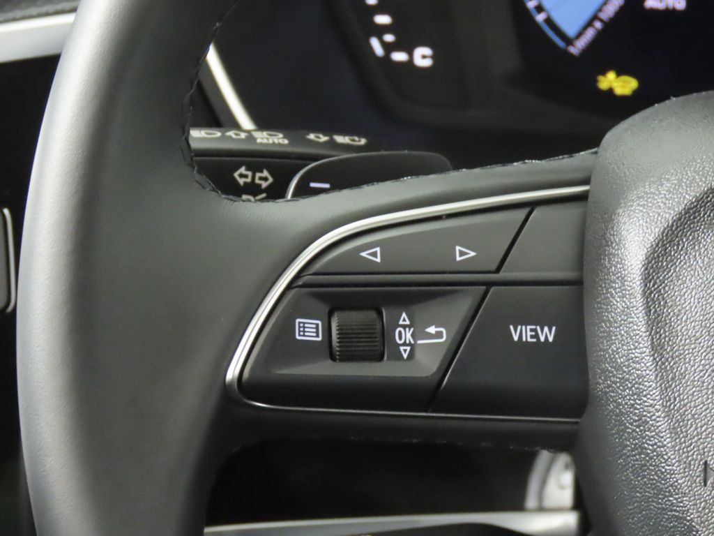 Thumbnail: 2025 Audi Q3 - 17