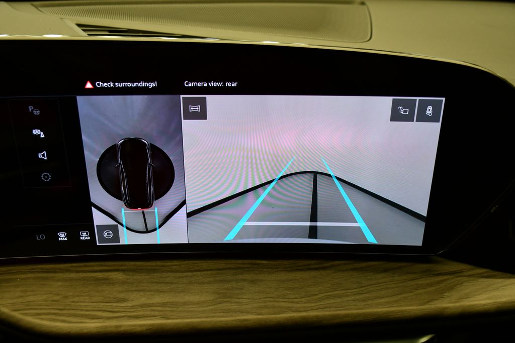 Thumbnail: 2025 Audi Q5 - 18