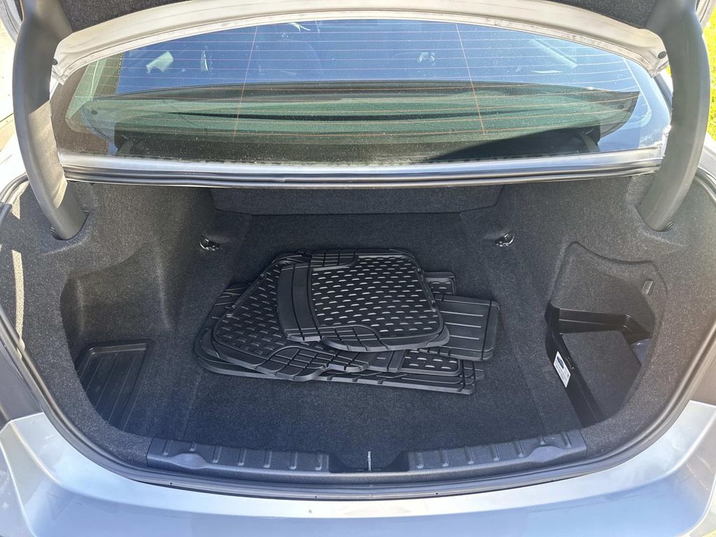 Thumbnail: 2014 BMW 3 Series - 27