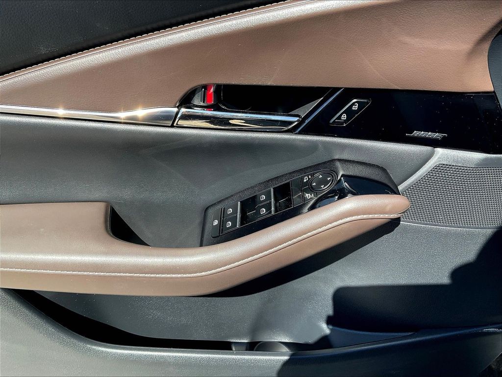 2023 Mazda CX-30 — photo 37