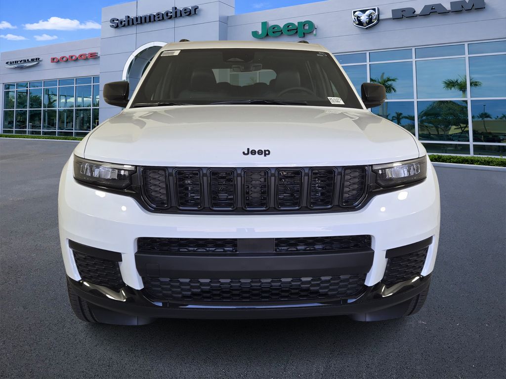 new 2025 Jeep Grand Cherokee L car, priced at $33,780