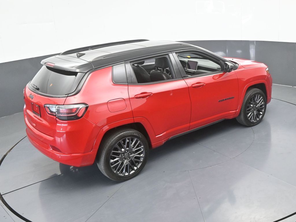 Used 2023 Redline Pearlcoat Jeep High Altitude image 50