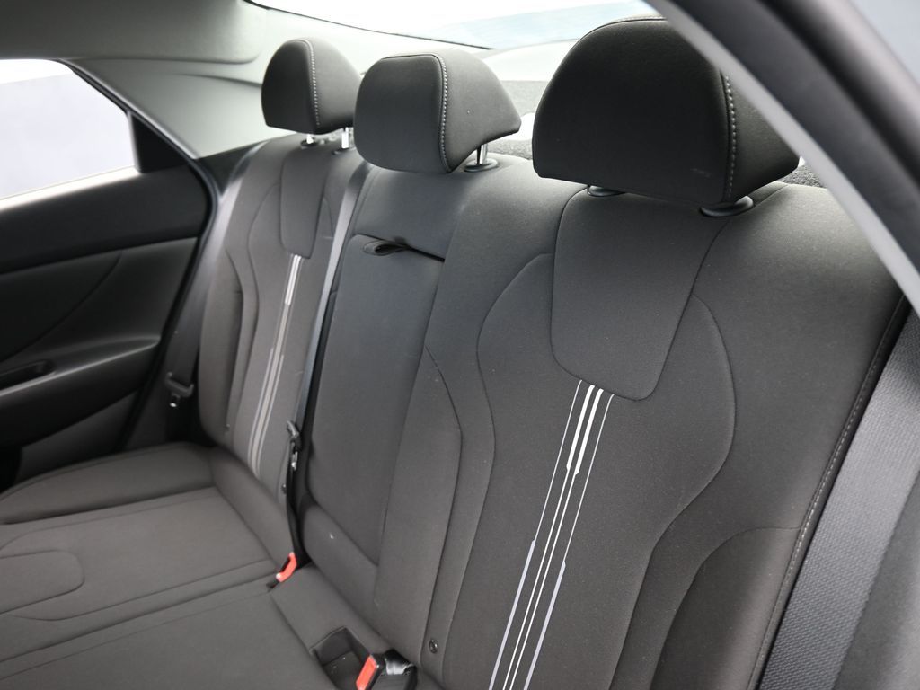 Used 2022 Electric Shadow Hyundai SEL image 30