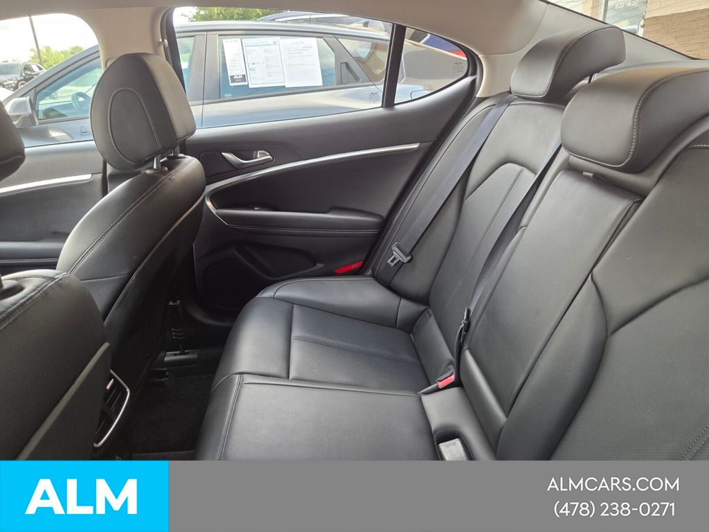 Used 2025 Black Genesis 2.5T image 4